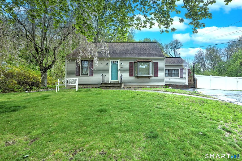 44 Joyce Court, Milford, CT 06461