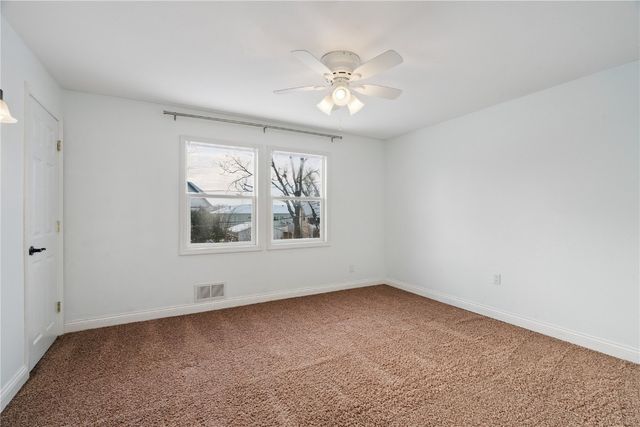 319 5th NW, Cedar Rapids, IA 52405