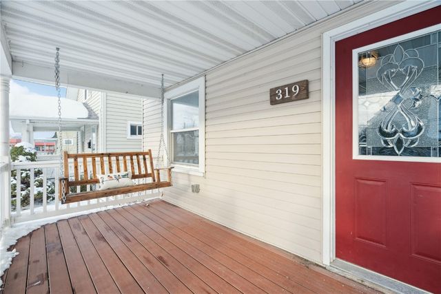 319 5th NW, Cedar Rapids, IA 52405