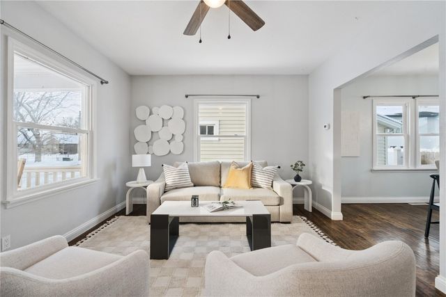 319 5th NW, Cedar Rapids, IA 52405