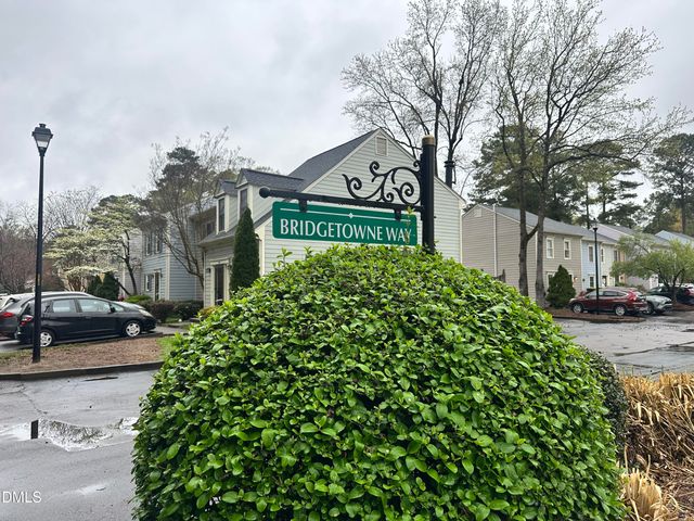 5620 Bridgetowne Way, Raleigh, NC 27609