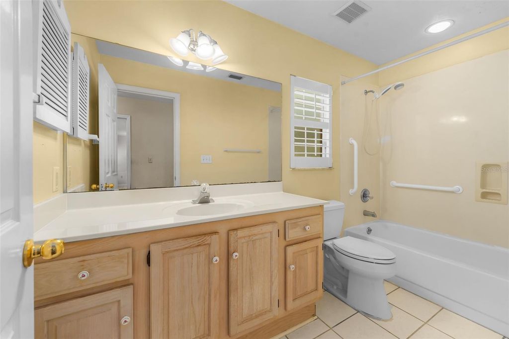 Image 28 of property listing at 3208 SW 62ND LANE, Gainesville, FL 32608