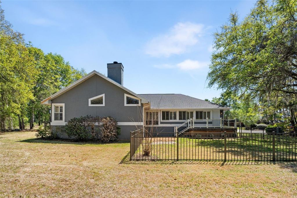 Image 41 of property listing at 3208 SW 62ND LANE, Gainesville, FL 32608