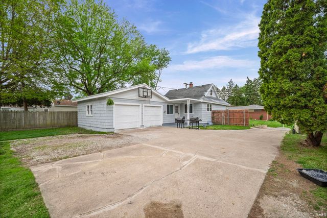 2219 Poland Hill Road, Lafayette, IN 47909