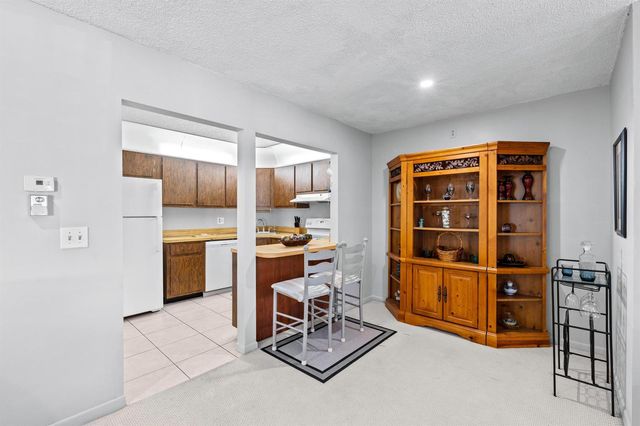 230 Pine Hov Circle A-2, Greenacres, FL 33463
