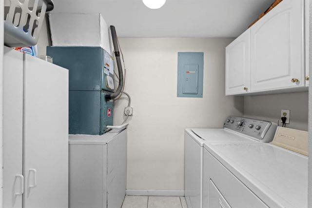 230 Pine Hov Circle A-2, Greenacres, FL 33463