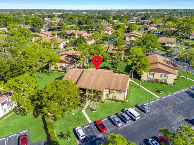230 Pine Hov Circle A-2, Greenacres, FL 33463