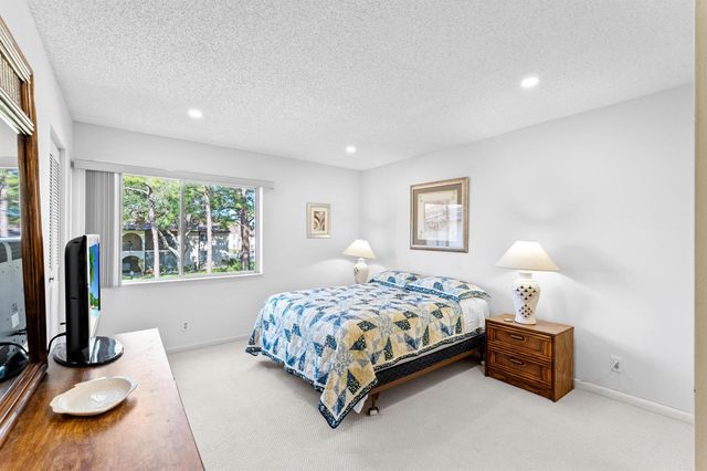 230 Pine Hov Circle A-2, Greenacres, FL 33463