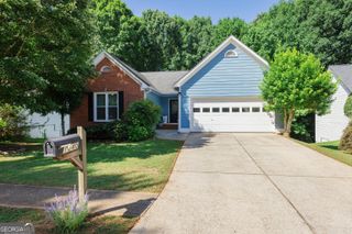 1040 Hillary Lane, Lawrenceville, GA 30043