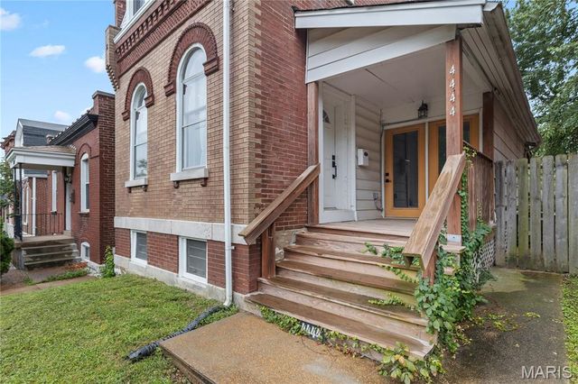 4444 Grace Avenue, St Louis, MO 63116