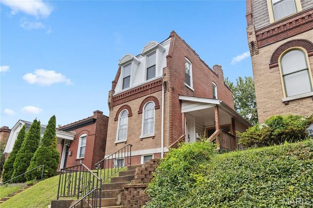 4444 Grace Avenue, St Louis, MO 63116