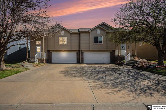 4817 S 190th Street, Omaha, NE 68135