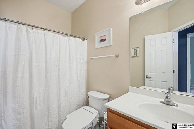 4817 S 190th Street, Omaha, NE 68135