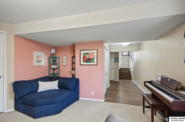 4817 S 190th Street, Omaha, NE 68135