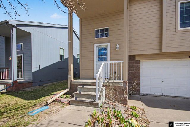 4817 S 190th Street, Omaha, NE 68135