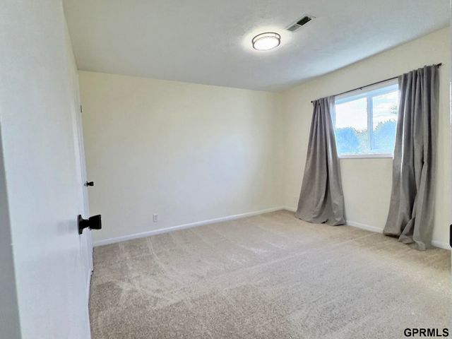 2316 NW 51st Street, Lincoln, NE 68524