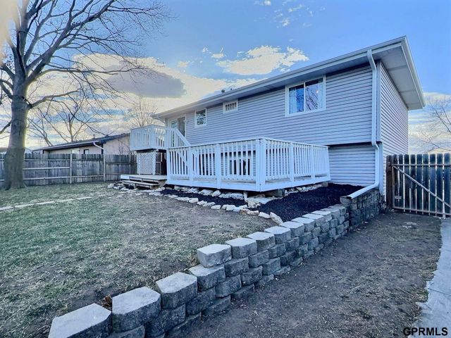 2316 NW 51st Street, Lincoln, NE 68524