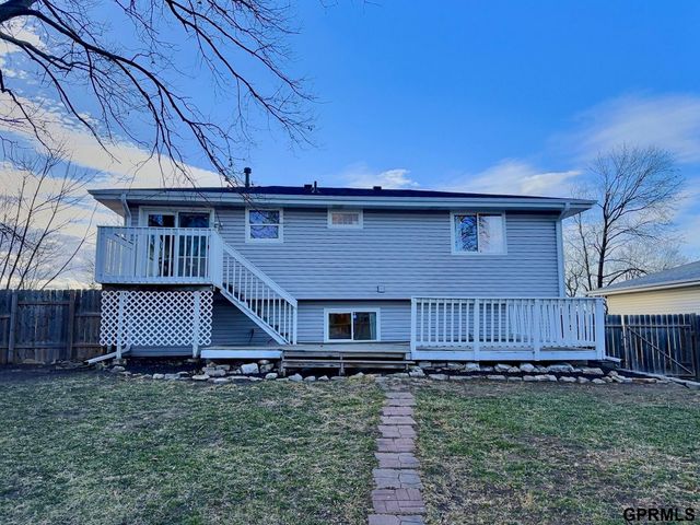 2316 NW 51st Street, Lincoln, NE 68524