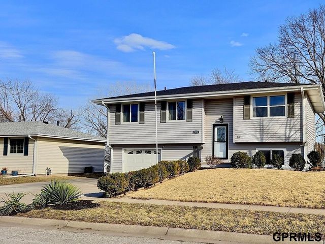 2316 NW 51st Street, Lincoln, NE 68524