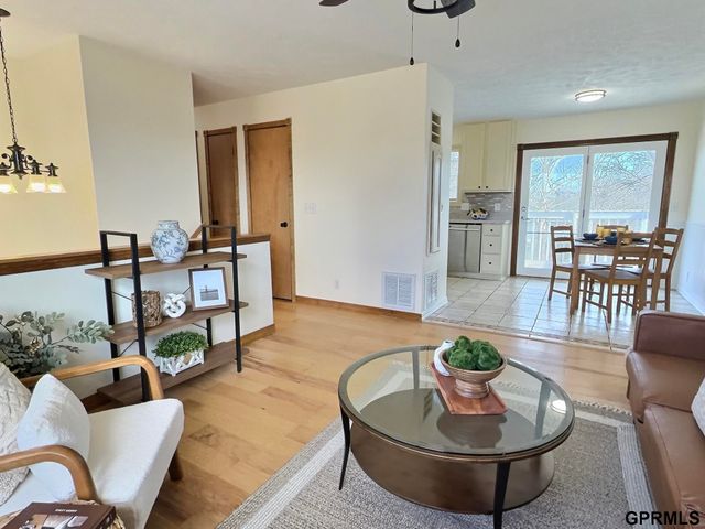 2316 NW 51st Street, Lincoln, NE 68524