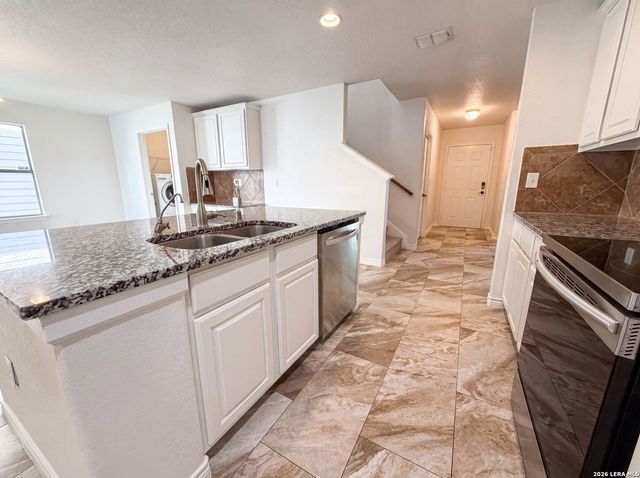 5923 CIELO RNCH, San Antonio, TX 78218