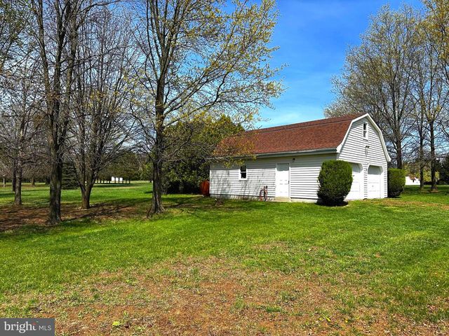 229 HOLLIS DR, Gerrardstown, WV 25420