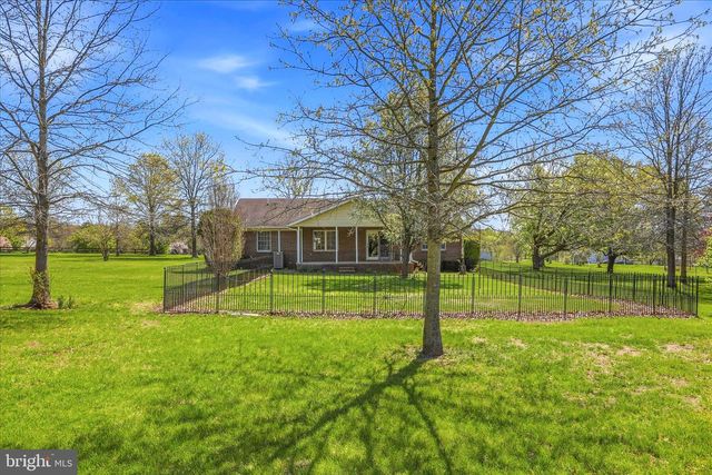229 HOLLIS DR, Gerrardstown, WV 25420
