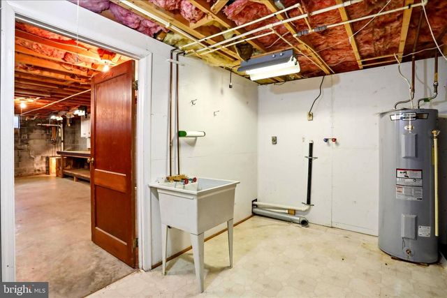 229 HOLLIS DR, Gerrardstown, WV 25420