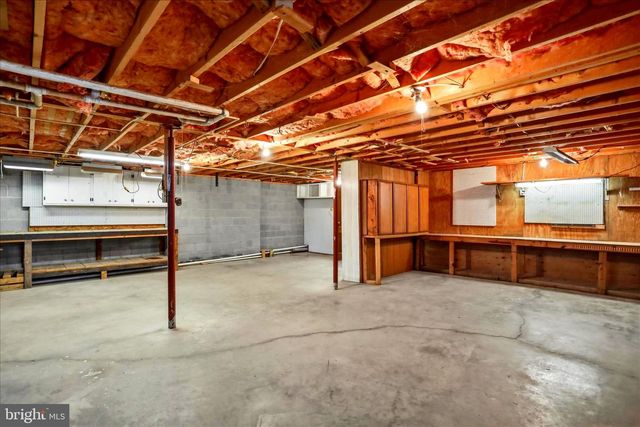 229 HOLLIS DR, Gerrardstown, WV 25420