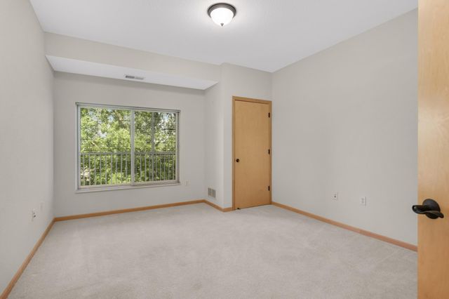 7100 Metro Boulevard 416, Edina, MN 55439
