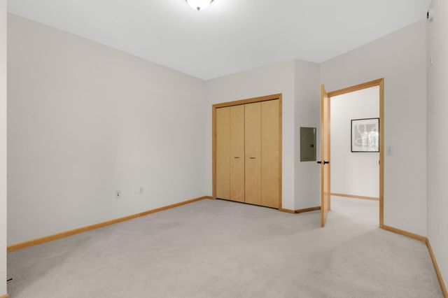 7100 Metro Boulevard 416, Edina, MN 55439