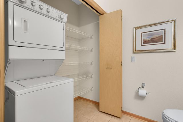 7100 Metro Boulevard 416, Edina, MN 55439