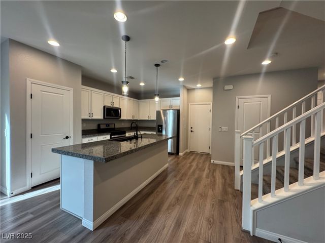 8957 Eudora Avenue, Las Vegas, NV 89148