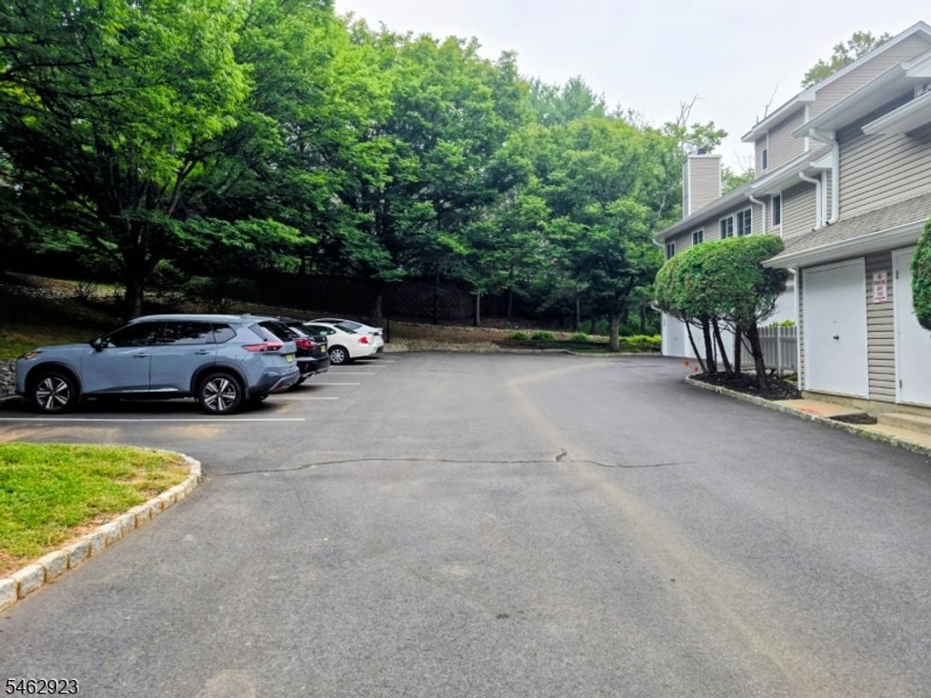 41 Stevens Court, Bedminster Twp., NJ 07921 — photo 3