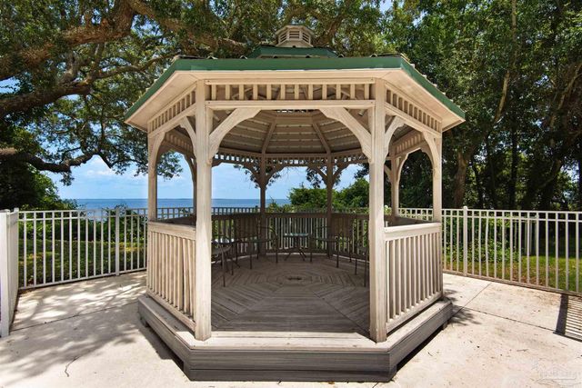 1700 Scenic Hwy 403, Pensacola, FL 32503