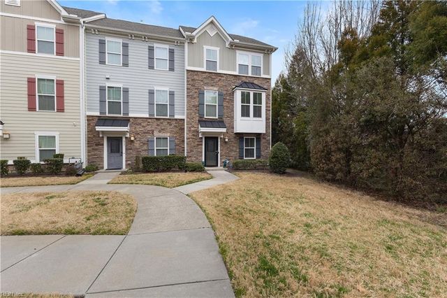 615 Dupree LN, Chesapeake, VA 23324