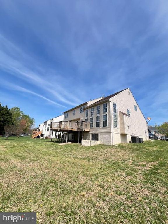 Image 10 of property listing at 2608 PEBBLEBROOK TERRACE CT, Waldorf, MD 20603