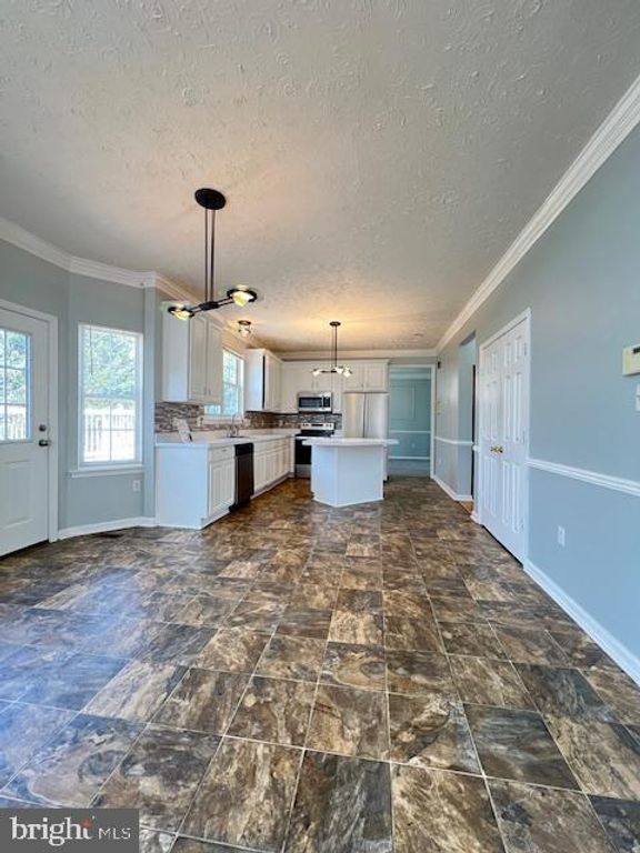 Image 16 of property listing at 2608 PEBBLEBROOK TERRACE CT, Waldorf, MD 20603