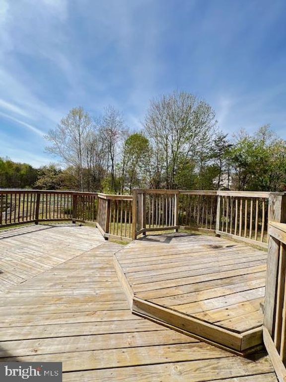 Image 6 of property listing at 2608 PEBBLEBROOK TERRACE CT, Waldorf, MD 20603