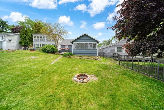 4834 Round Lake Highway, Woodstock Twp, MI 49253