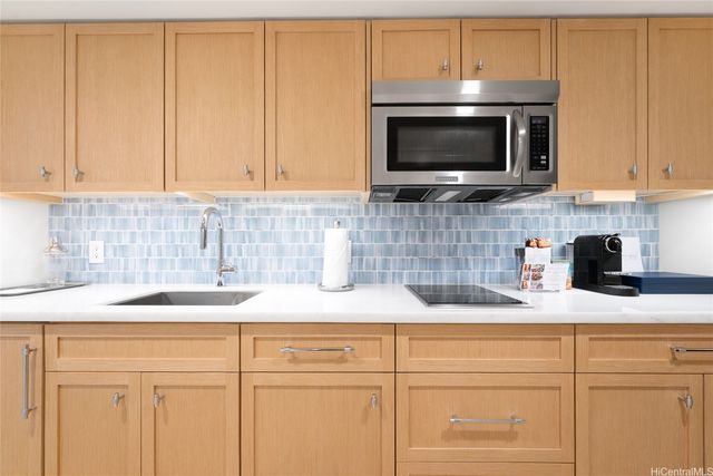 223 Saratoga Road 1310, Honolulu, HI 96815
