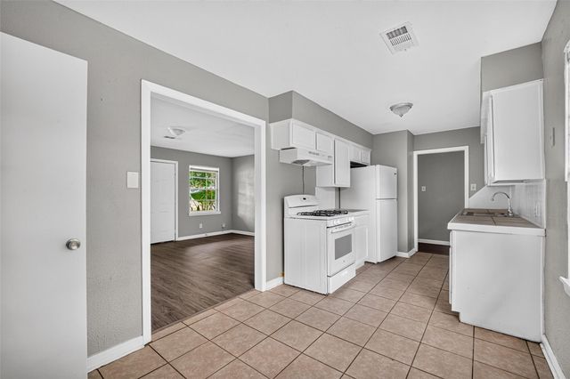 9610 Foredale Street, Houston, TX 77075