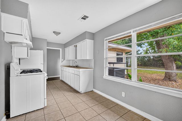 9610 Foredale Street, Houston, TX 77075