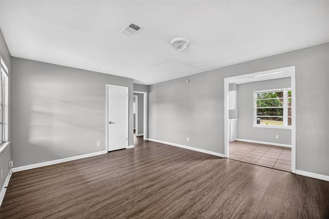 9610 Foredale Street, Houston, TX 77075
