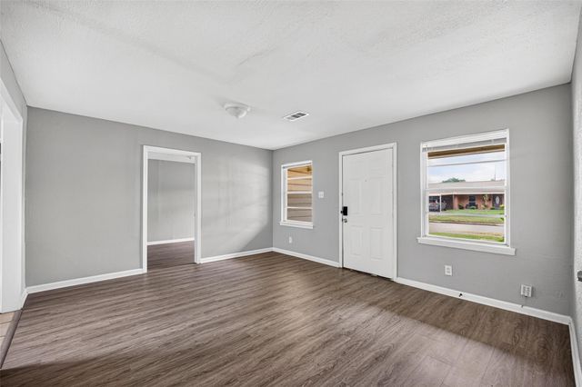 9610 Foredale Street, Houston, TX 77075