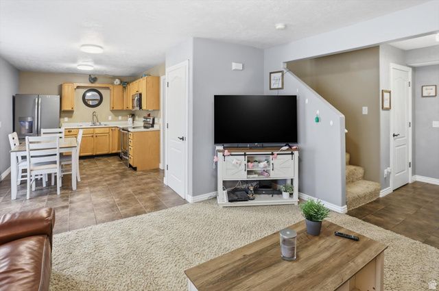 432 W ALFRED DR, Tooele, UT 84074