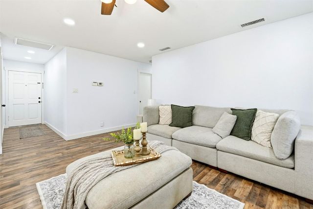 10720 Zueger Ct, Rancho Cordova, CA 95670