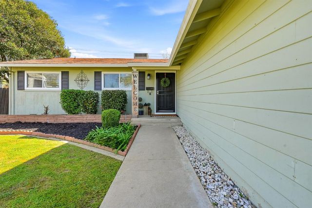 10720 Zueger Ct, Rancho Cordova, CA 95670