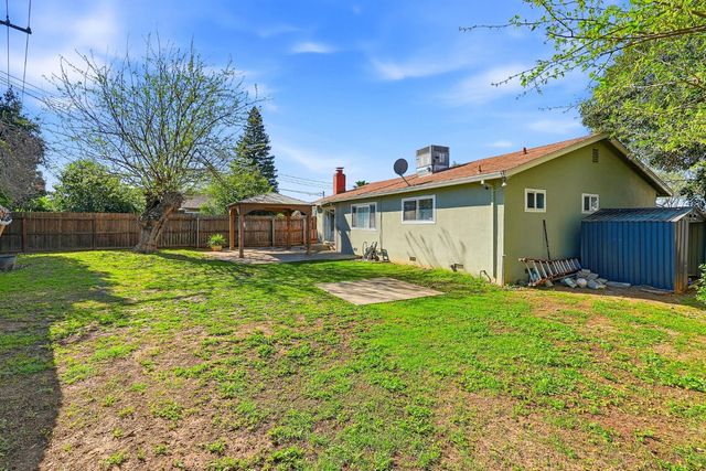 10720 Zueger Ct, Rancho Cordova, CA 95670