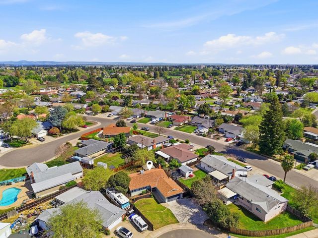 10720 Zueger Ct, Rancho Cordova, CA 95670